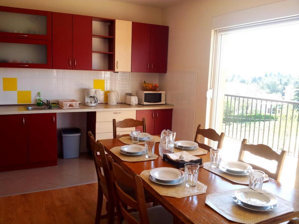 Apartment Maria - Comfortable Kaštela Exteriör bild